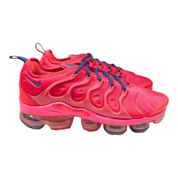 crimson vapormax plus